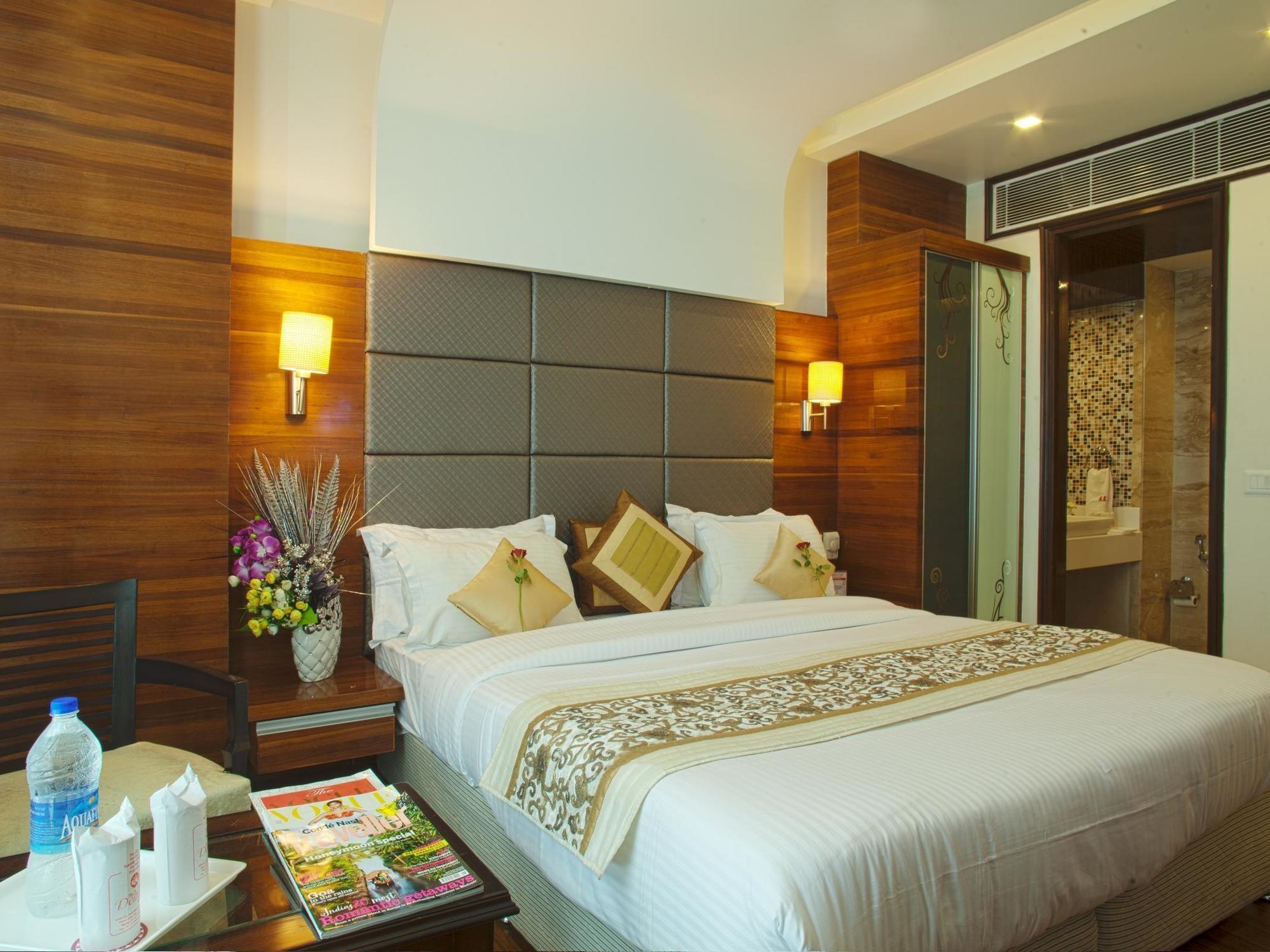 Hotel Delhi 55 -City Center Neu-Delhi Exterior foto