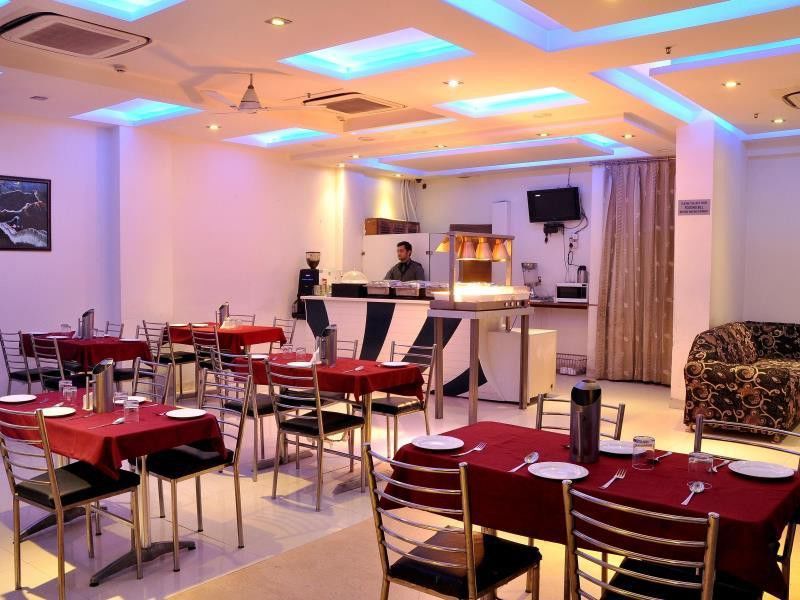 Hotel Delhi 55 -City Center Neu-Delhi Exterior foto