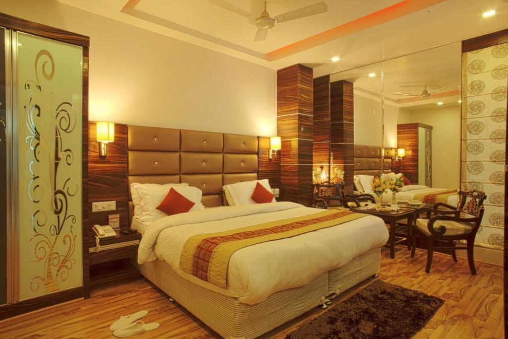 Hotel Delhi 55 -City Center Neu-Delhi Zimmer foto