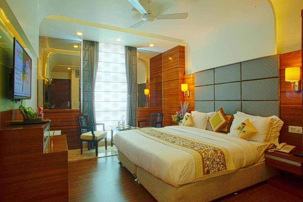 Hotel Delhi 55 -City Center Neu-Delhi Exterior foto