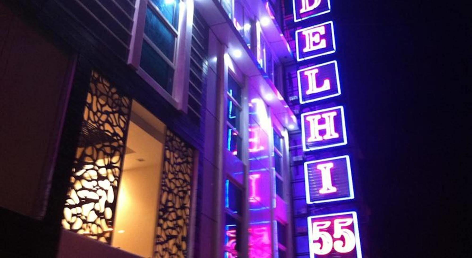 Hotel Delhi 55 -City Center Neu-Delhi Exterior foto